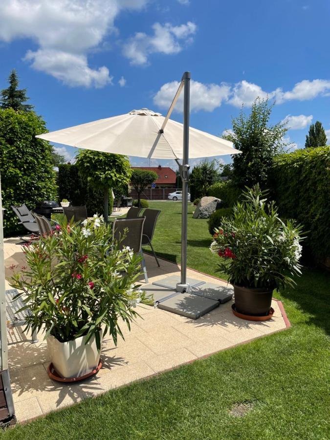 Penzion Verde Hotell Mikulov Exteriör bild